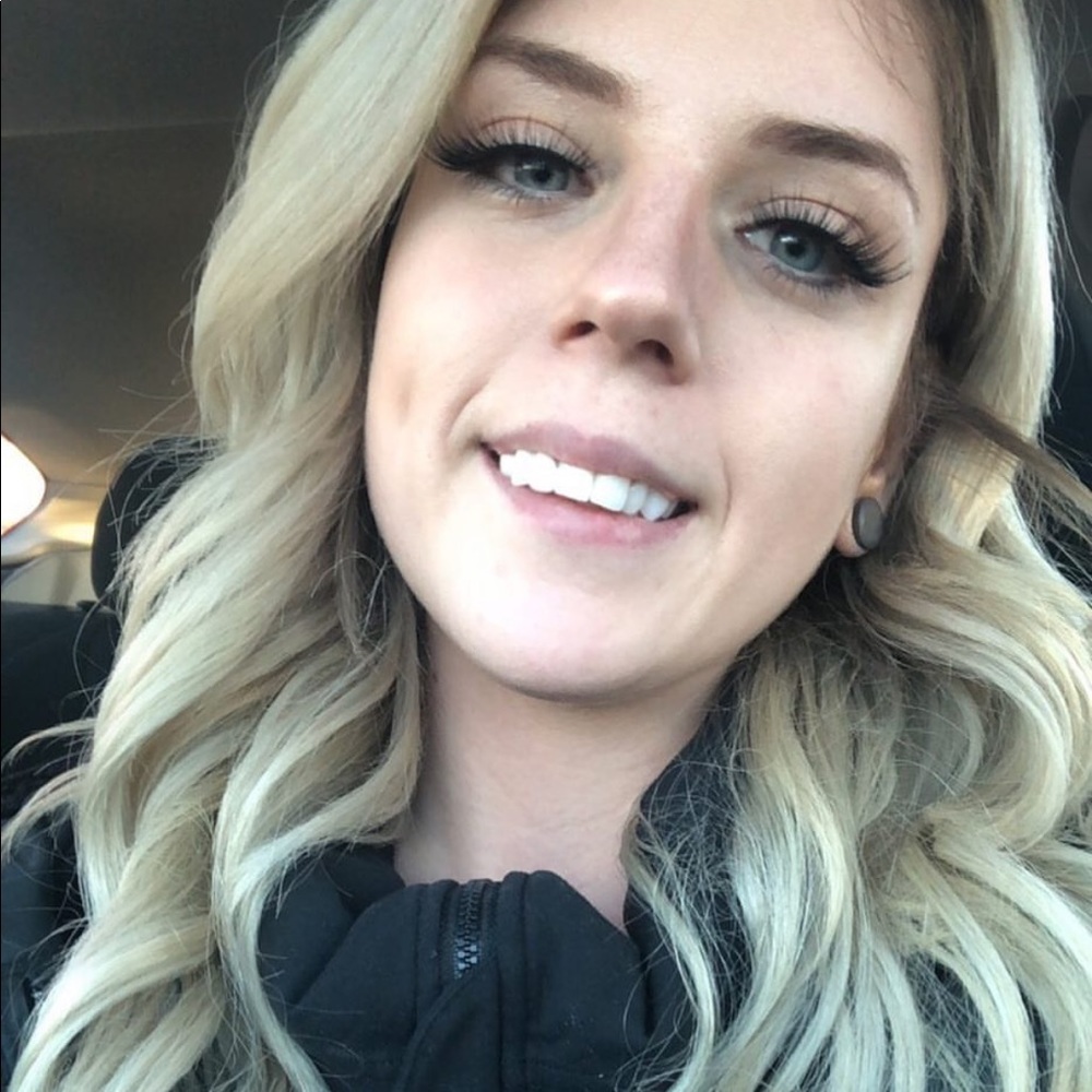 Meet your Posher, Meagan